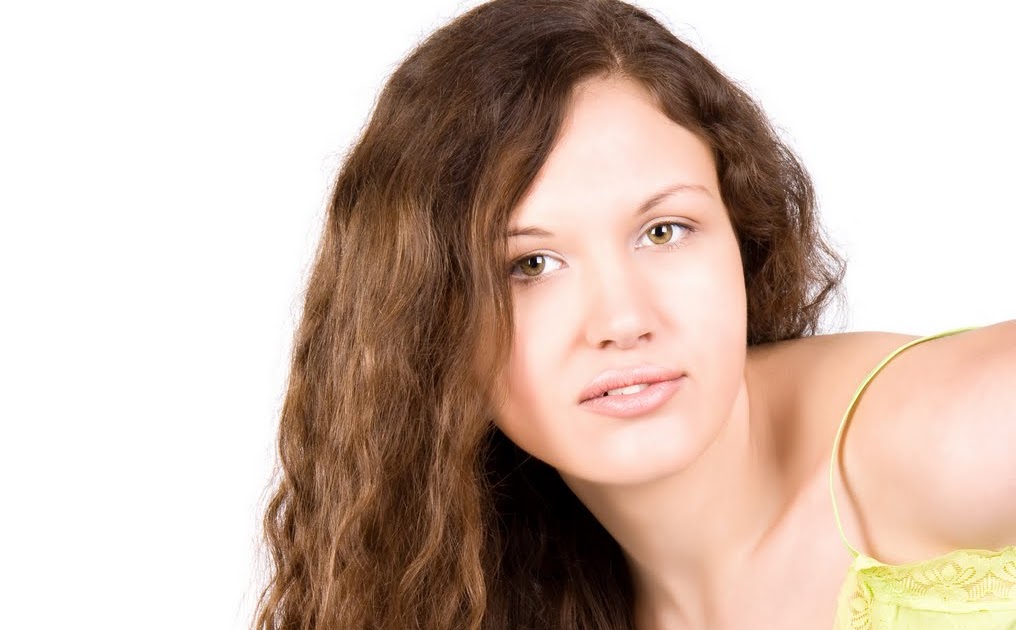 Le masque avec leffet laminirovaniya le cheveu avec et e aux vitamines