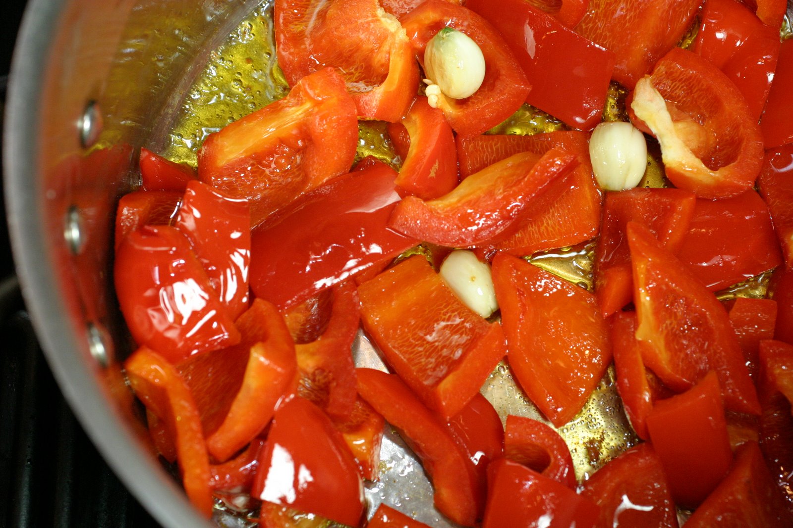 [peppers+cooking.JPG]