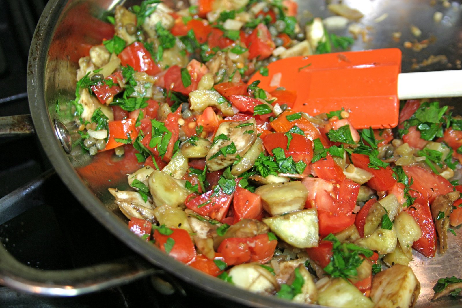 [frying+stuffing.JPG]