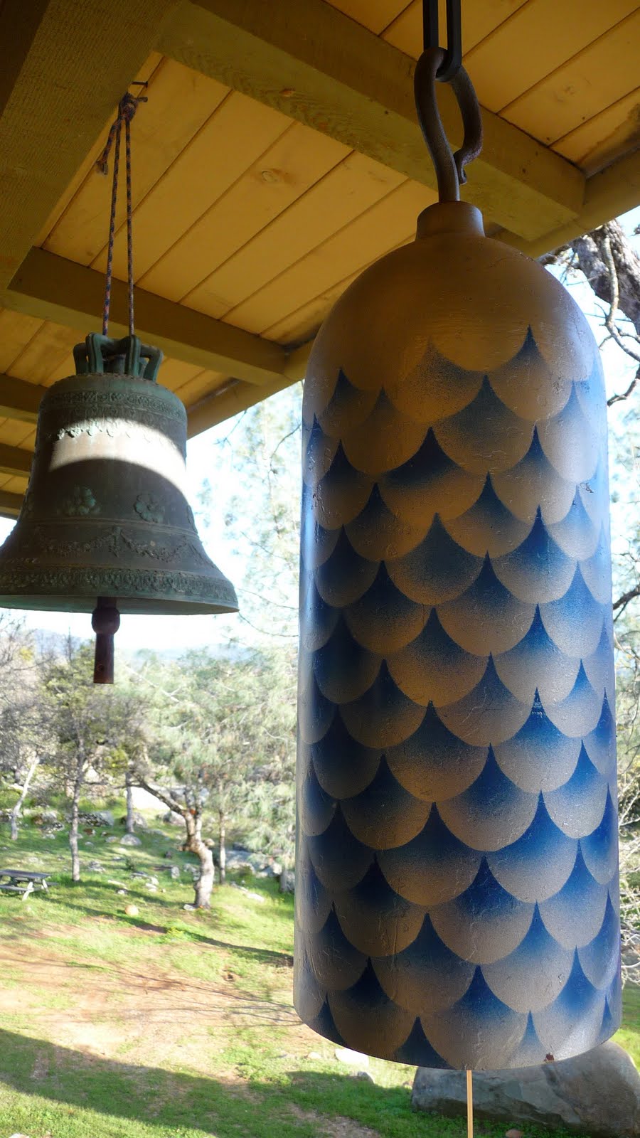 Living Iron OXYGEN BOTTLE BELL