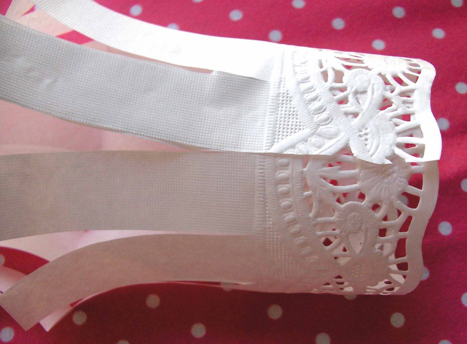 [paper+lanterns+step+5.jpg]