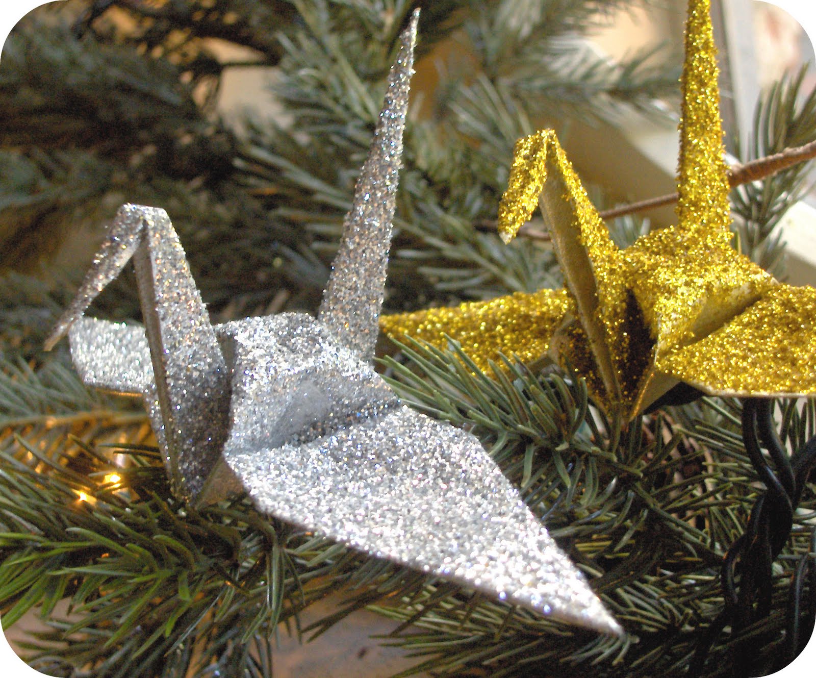 [origami+cranes.jpg]