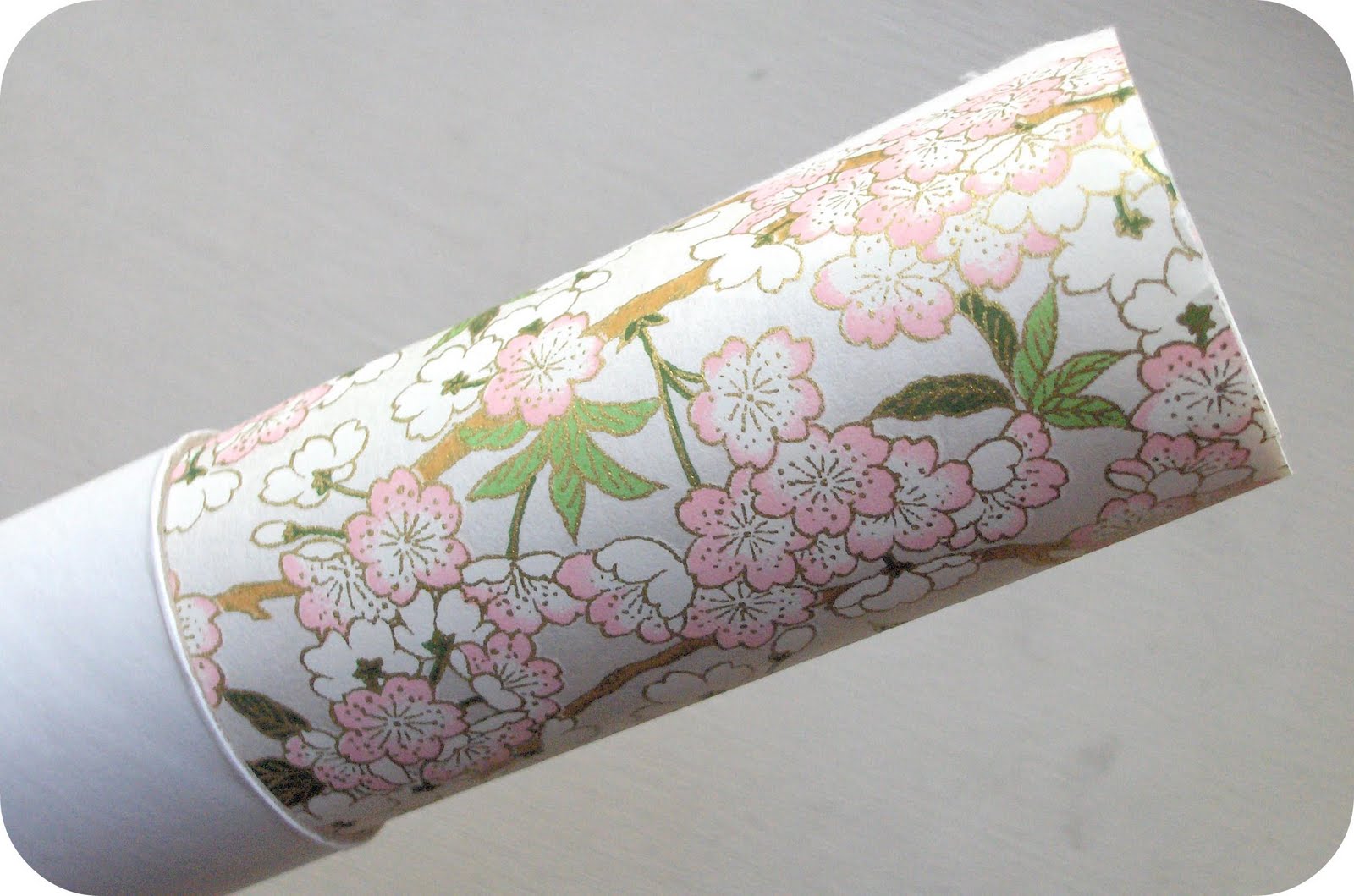 [wrapping+paper+rolls+3.jpg]