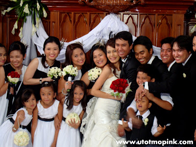 a Filipino bride to choose black and white as a wedding theme or motif. a Filipino bride to choose black and white as a wedding theme or motif.
