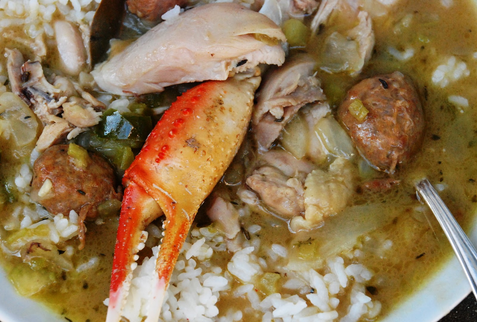 CupCakes and CrabLegs Chicken and Sausage Gumbo… with Crab Leftovers