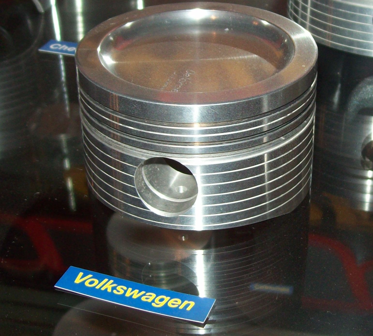 LF RACING PISTONES FORJADOS FABRICACION PROPIA