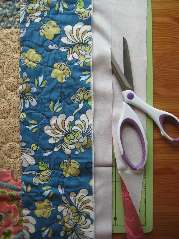 Quick Quilt Binding Quilting in the Rain