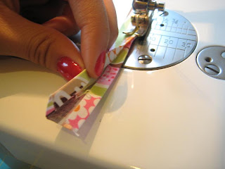 Easy Oven Mitts Tutorial - Quilting Tutorials and Fabric Creations - Quilting in the Rain