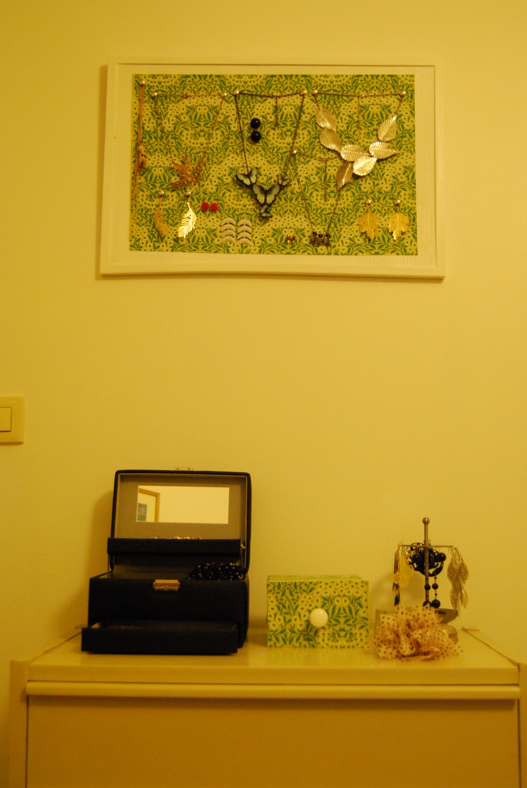 necklace board