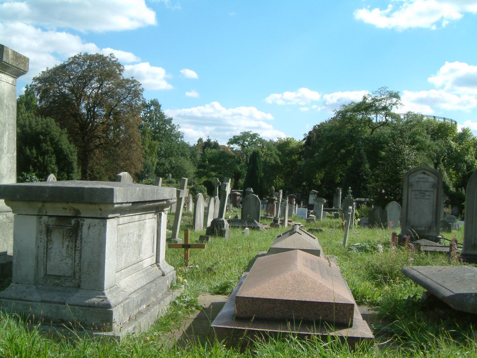 [Kensal+Green+Cemetery.JPG]