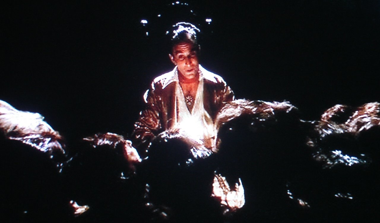 [talking+heads.JPG]