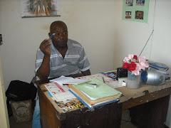 Cordenador da escola de Água Isé