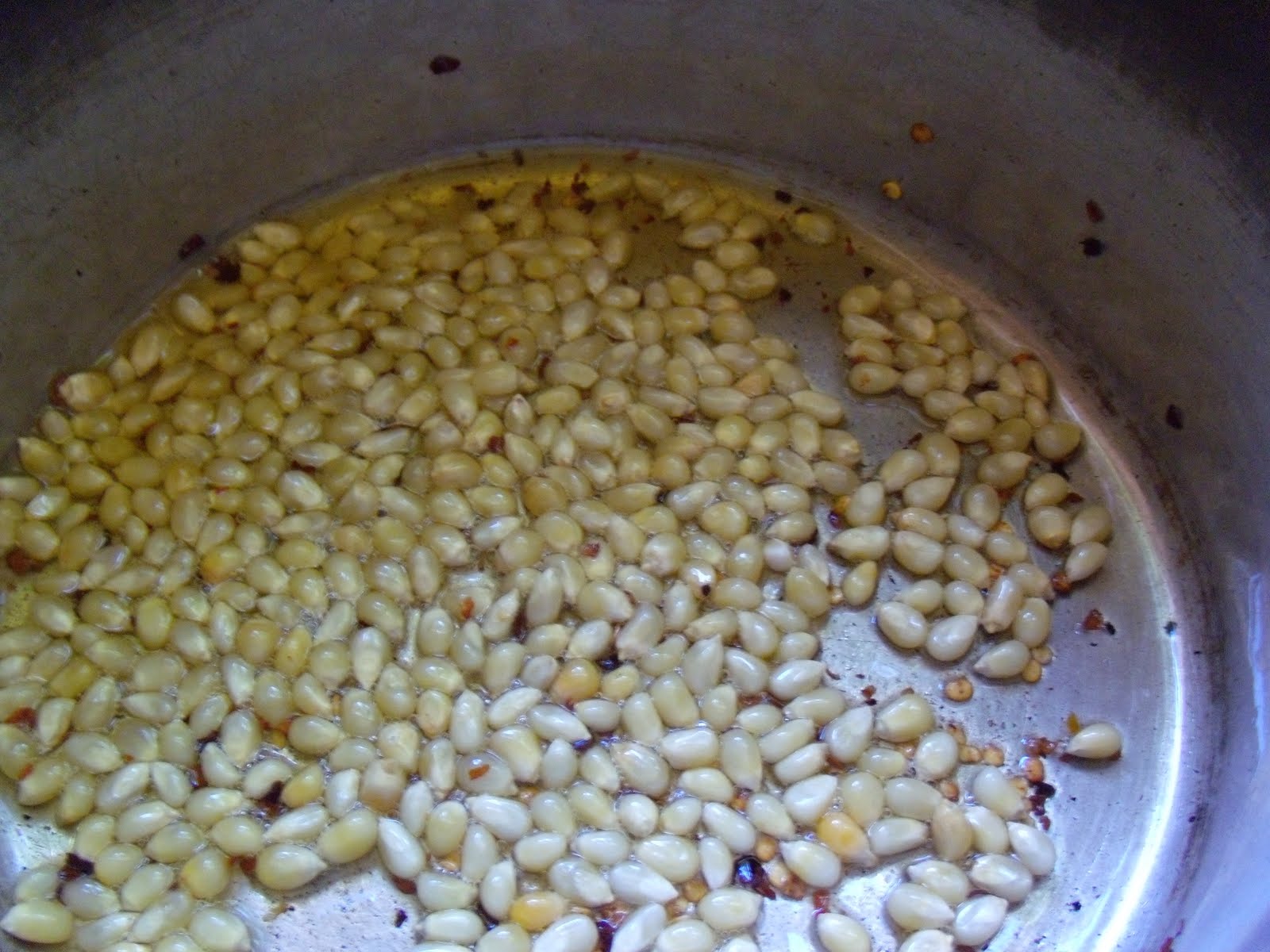 The Culinary Vampire Coconut red pepper popcorn