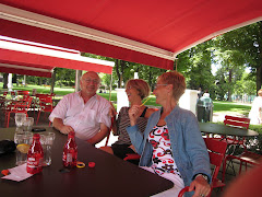 Henri Boulègue, Joëlle Maury-Herry et moi au jardin des plantes le 2 août 2008