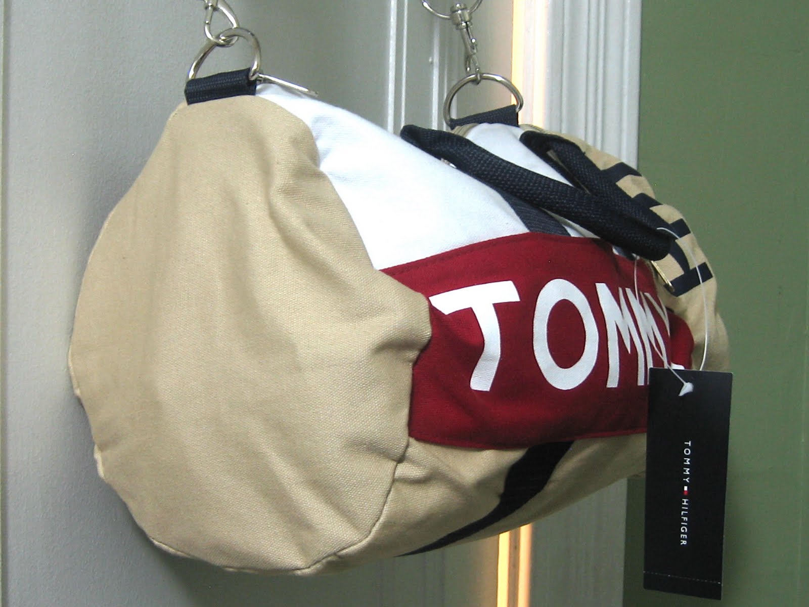 Boutique Malaysia TOMMY HILFIGER DUFFLE GYM / SPORTS BAG