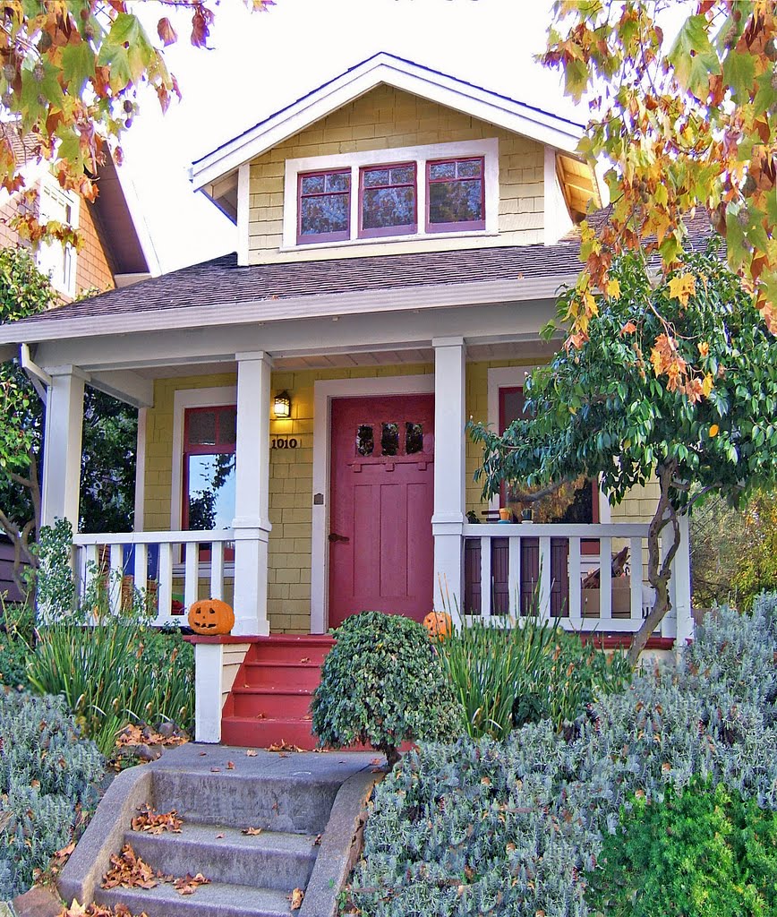 Itsy Bitsy Teeny Weeny Tiny Houses