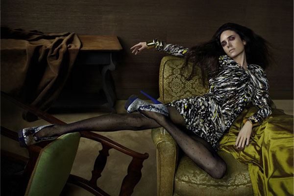 [Balenciaga-Fall-Winter-2009-.-2010-Ad-Campaign4.jpg]