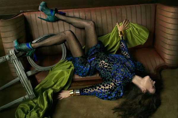 [Balenciaga-Fall-Winter-2009-.-2010-Ad-Campaign3.jpg]