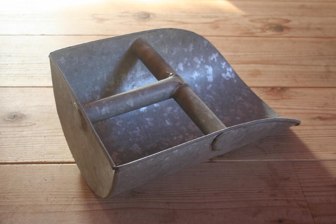 [スコップマレーシア.jpg]