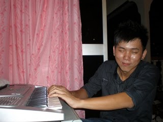 [P2080098.JPG]