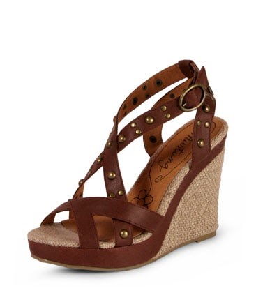 Zapatos de Cuña..... / Kathy Pimpa