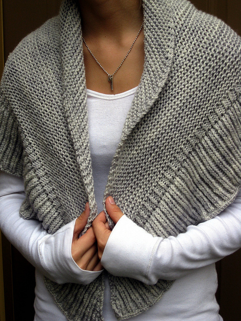 Renee Knits Too: FO ~ Mara Shawl