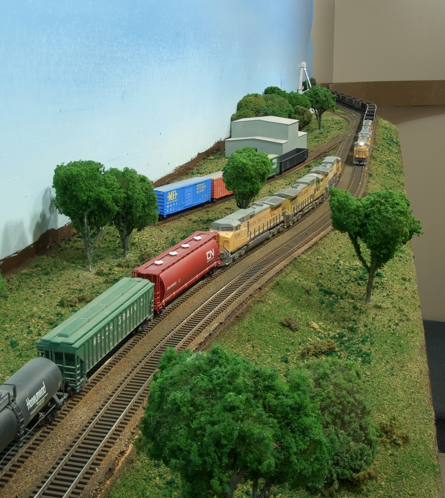 Great selection of Static Grass at Midwest Model RR