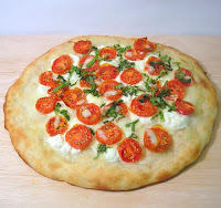 RECEITAS DA TIA HENEI: Pizza de Ricota com Manjericão Image Detail