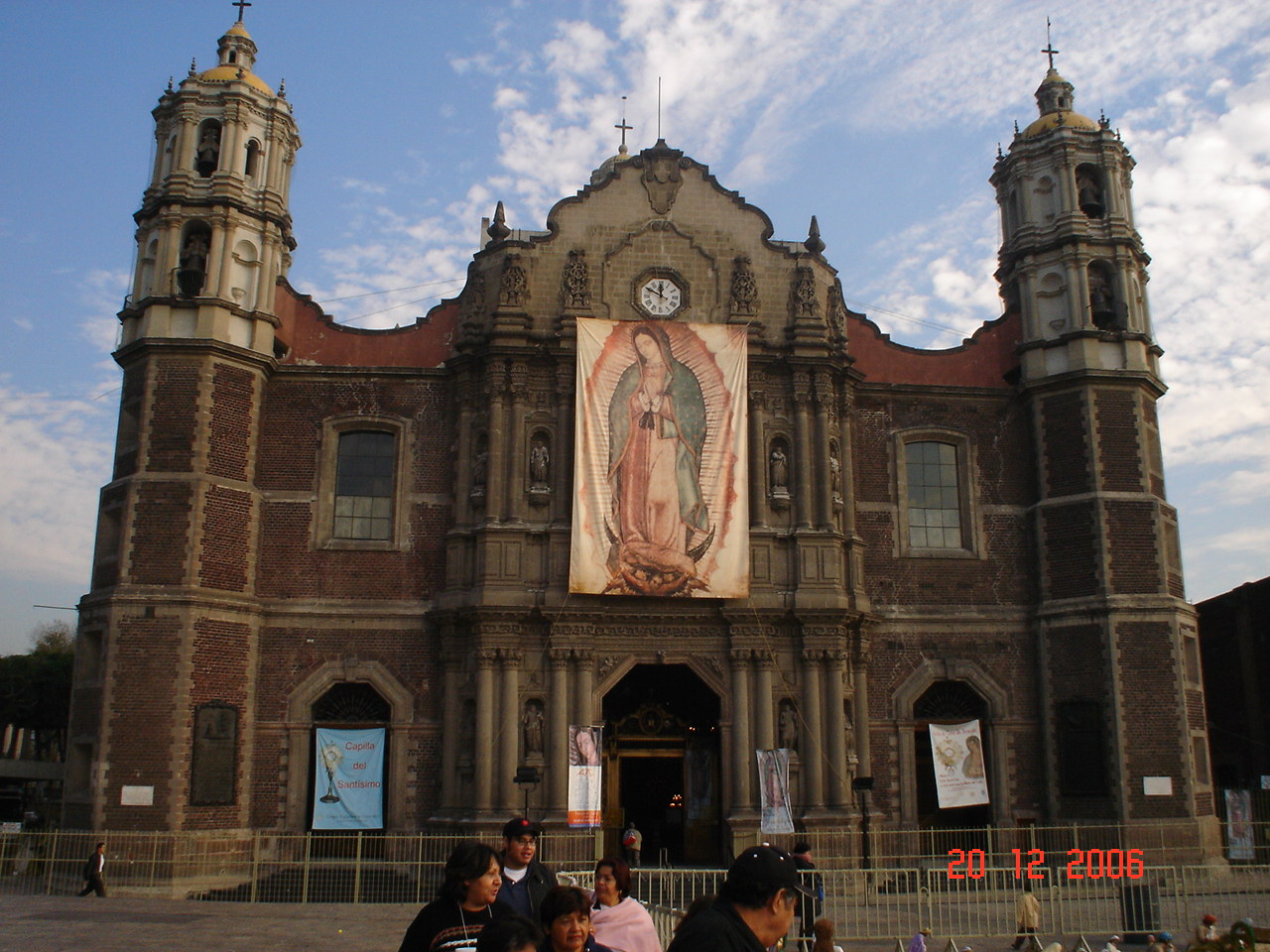 [ANTIGA+CATEDRAL.JPG]