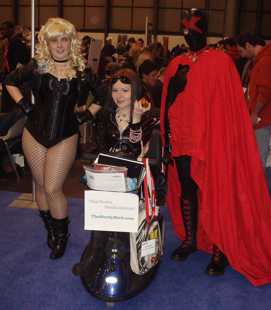 [NYCC09CostumeB.jpg]