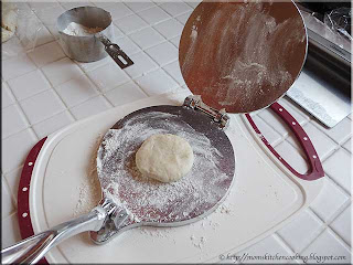 using the tortilla press