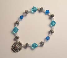 7.5" Light & Blue Bracelet $25.00