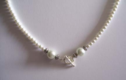Pearl Necklace (close-up)