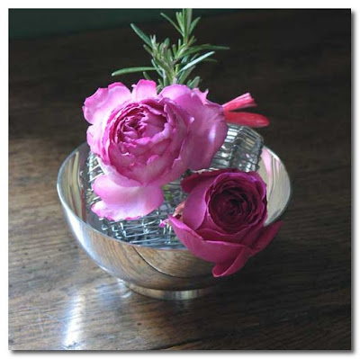 the perfect arranger at real flowers the perfect arranger at real flowers
