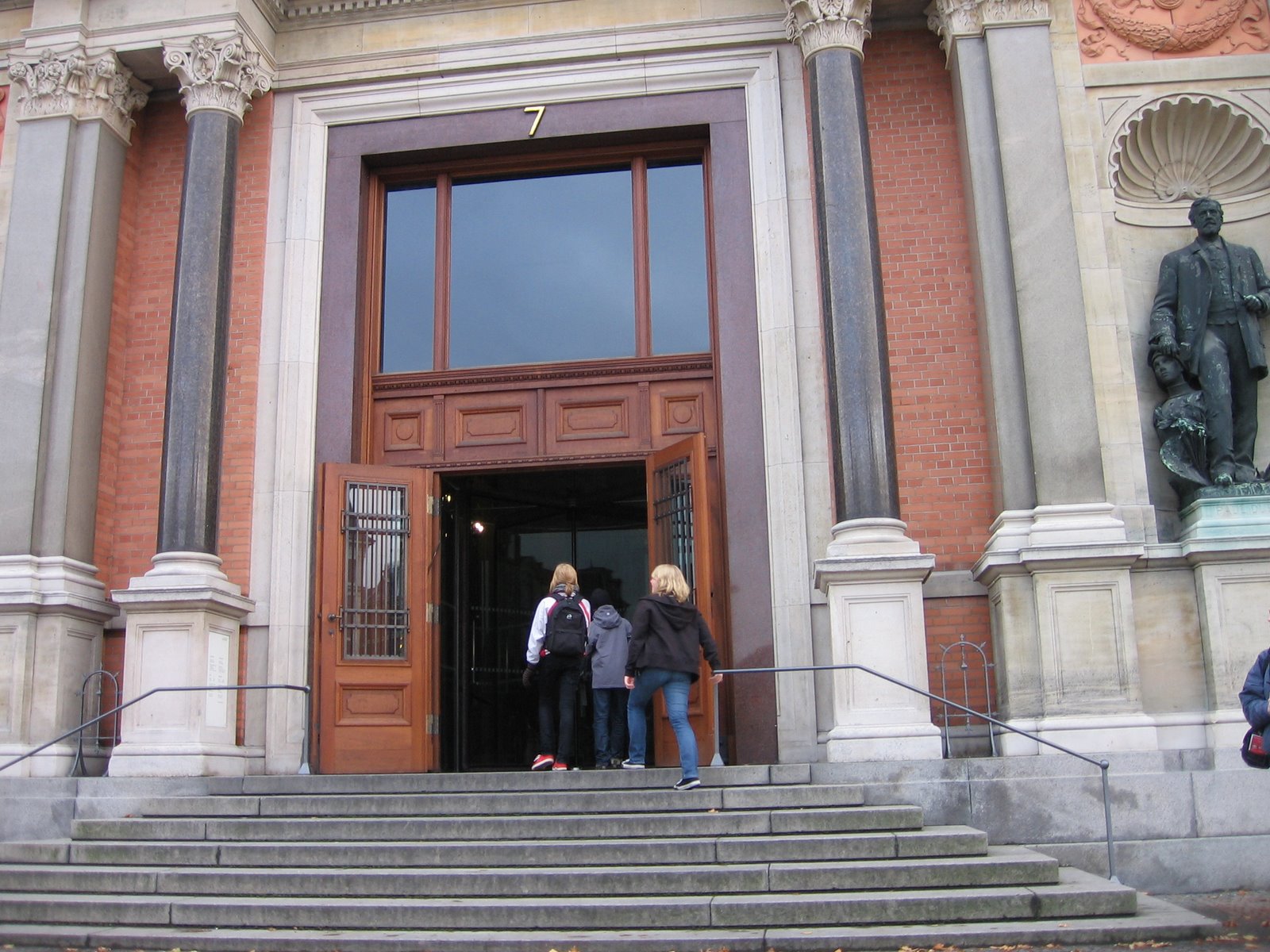 [IMG_8549.JPG]