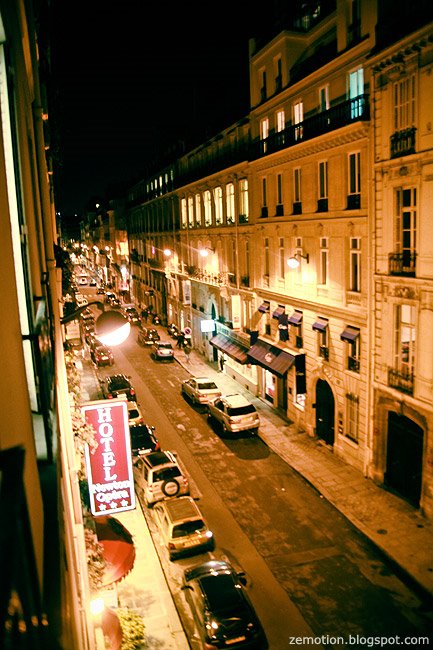 [paris+night+streets2.jpg]