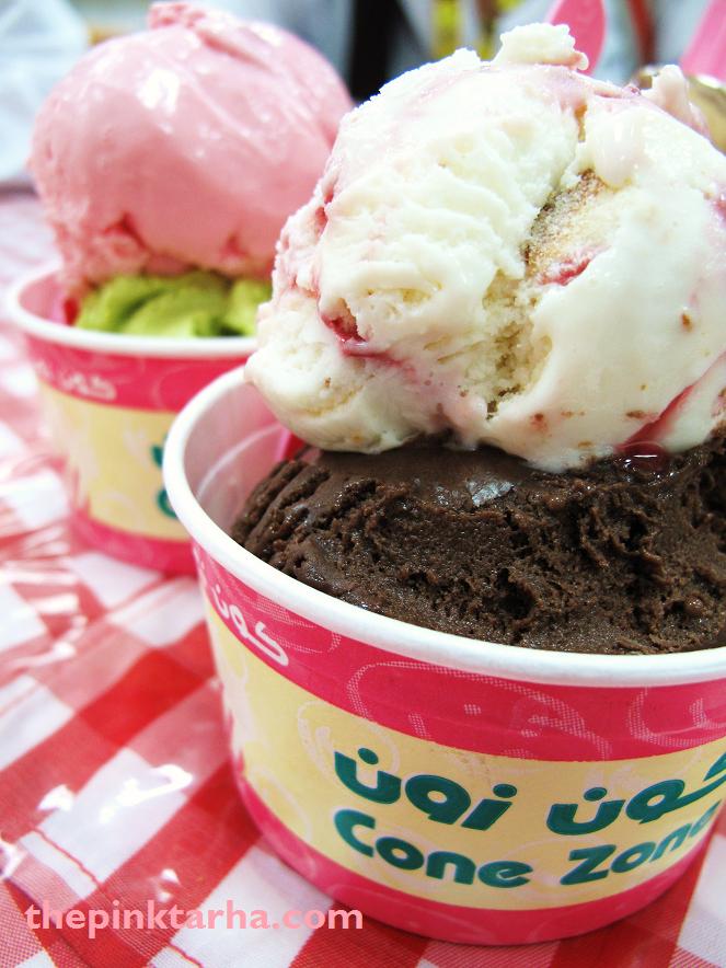 A Photo A Day 12 The Pink TarhaThe Pink Tarha