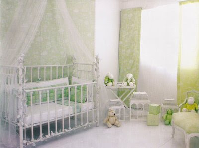 quarto de bebê na cor verde