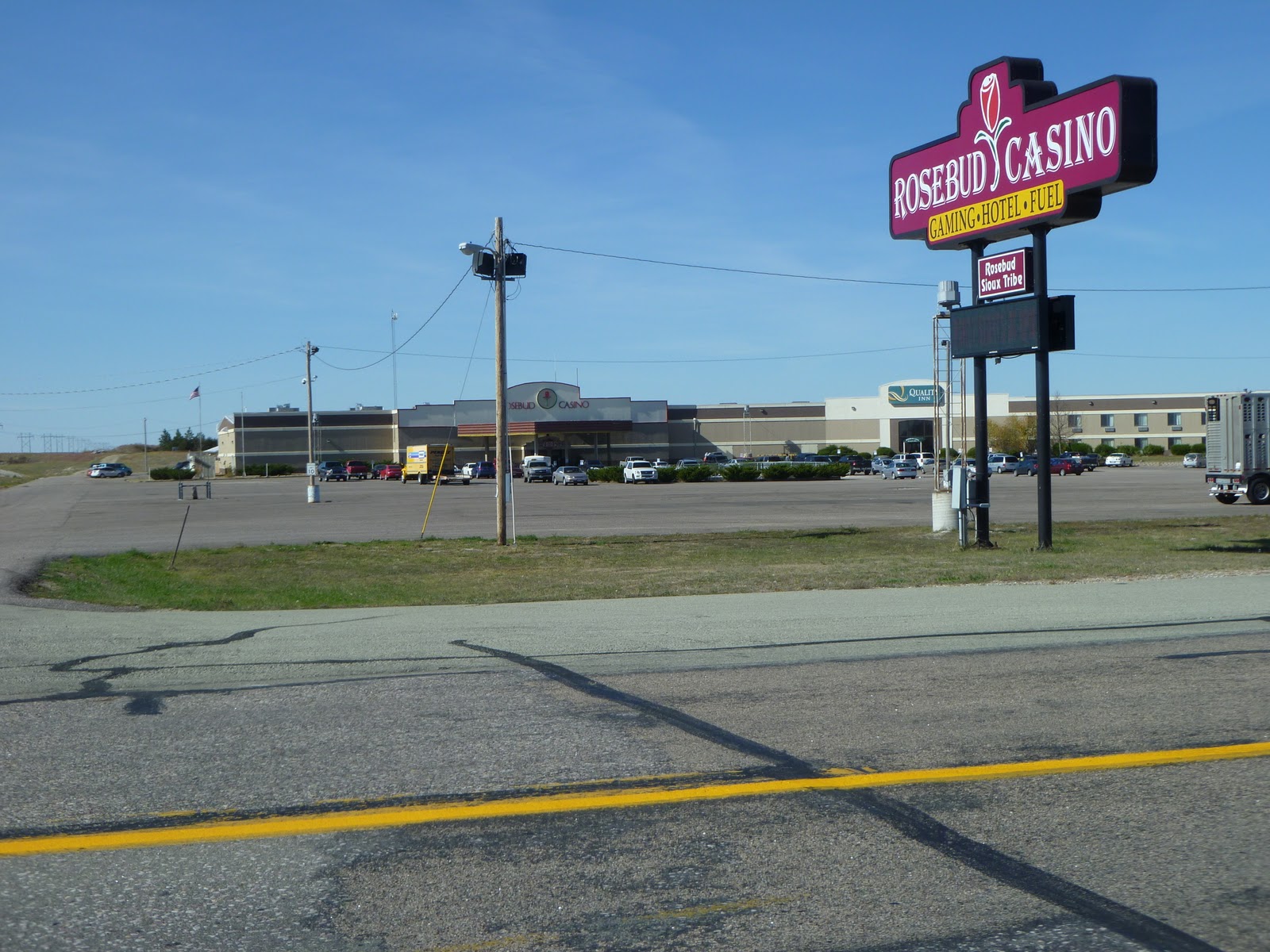 Roll the Dice & See the Stars: Your Guide to South Dakota's Rosebud Casino & Surrounding Fun