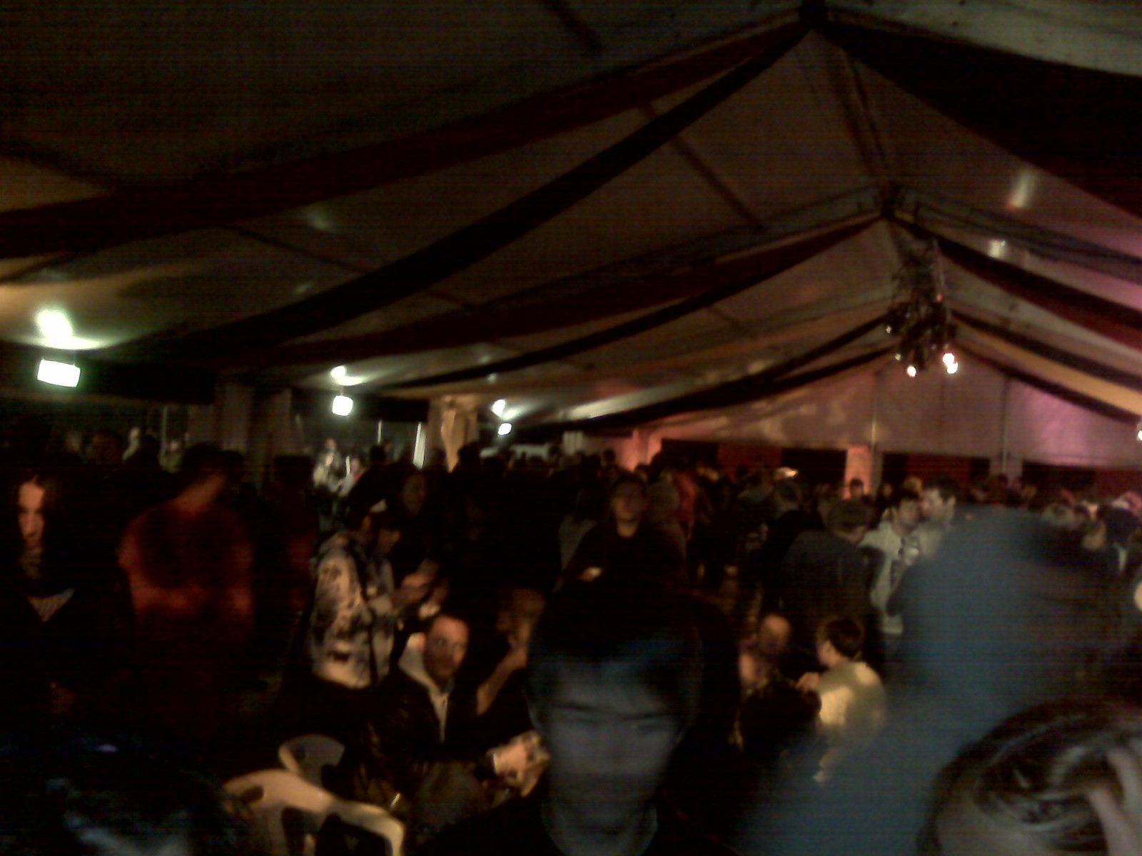 [=?Windows-1252?B?L01lZGlhIENhcmQvQmxhY2tCZXJyeS9waWN0dXJlcy9JTUcwMDIwMi5qcGc=?=-797210]