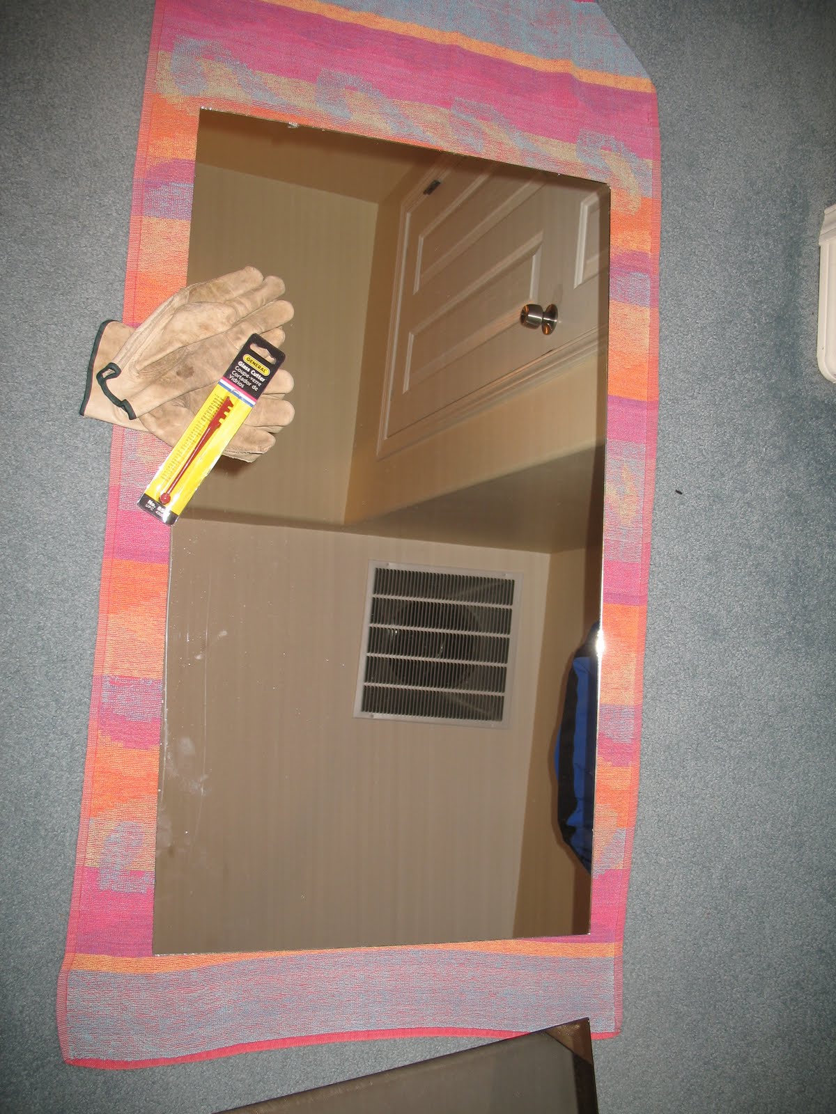 This Thrifty House Mirror CuttingEASY SCHMEASY