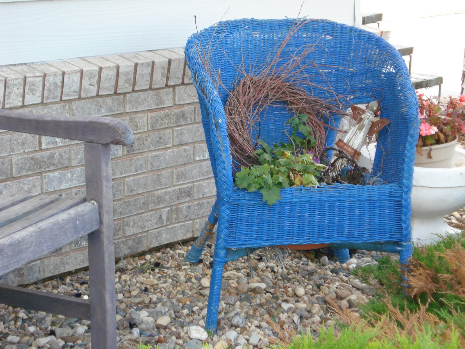 [blue+wicker.JPG]