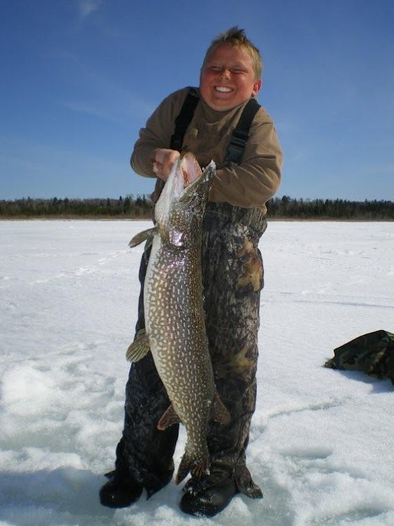 Thick 40"  Pike  Spring 2009