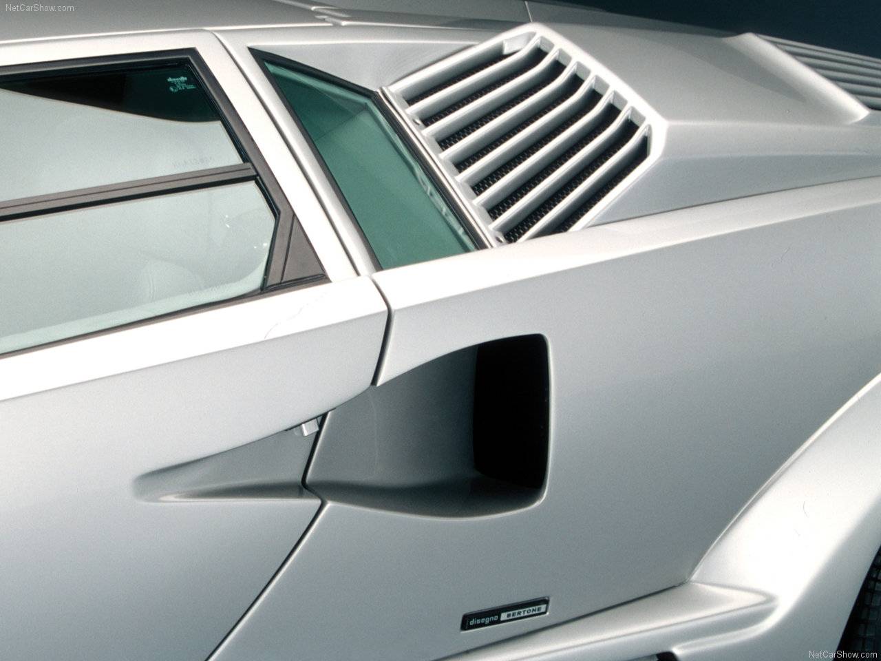 [Lamborghini-Countach_25th_Anniversary_1989_1280x960_wallpaper_08.jpg]