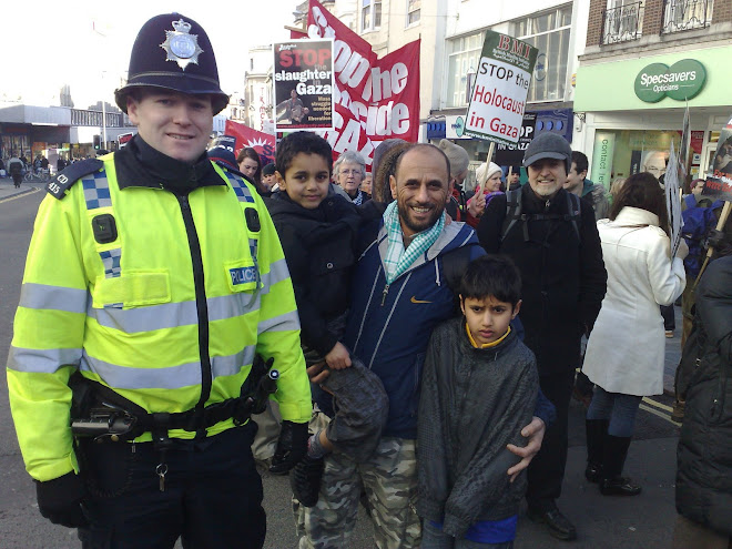 HAPPY AND HELPFULL POLICEMAN