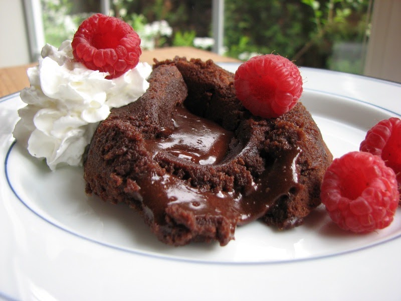 Heidi Bakes Paula Deen's Molten Lava Cakes