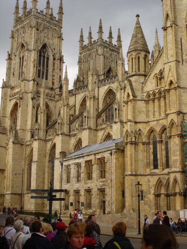 [York+004+[Desktop+Resolution].JPG]