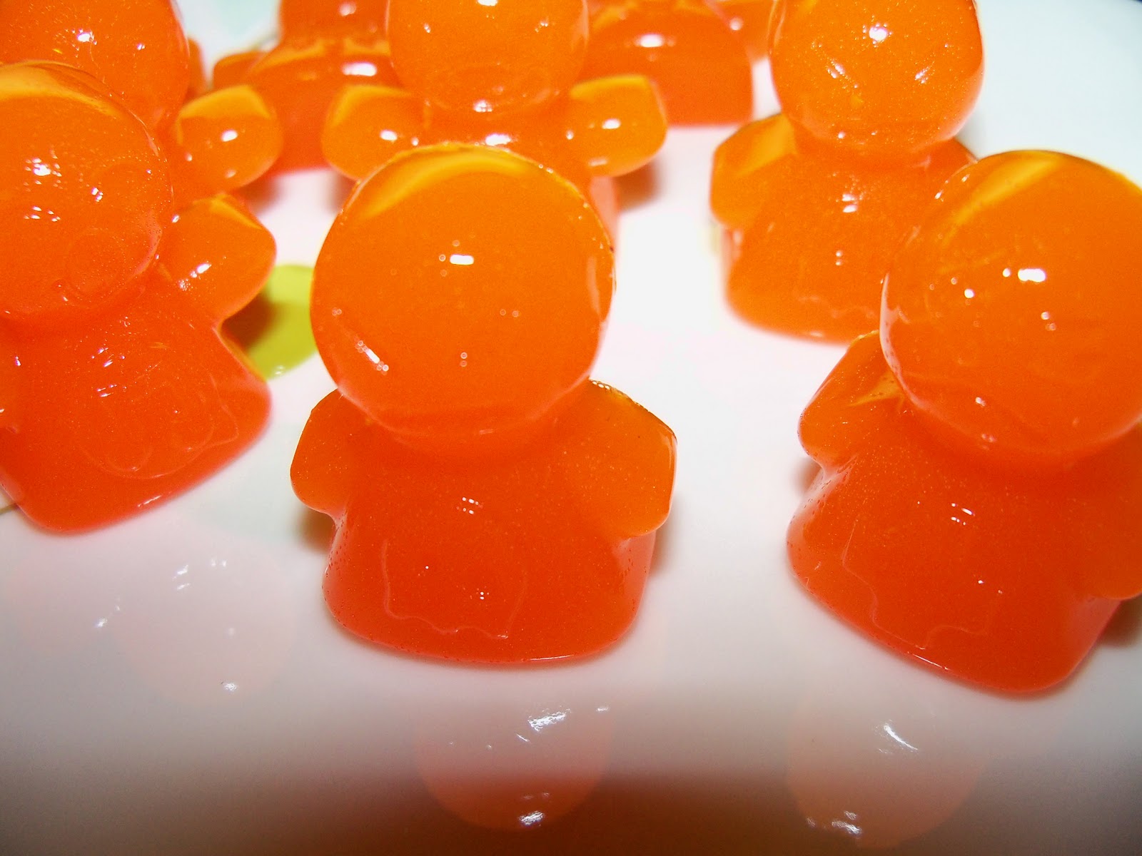 Lunches Fit For a Kid: Recipe: Juice Jell-O Jigglers