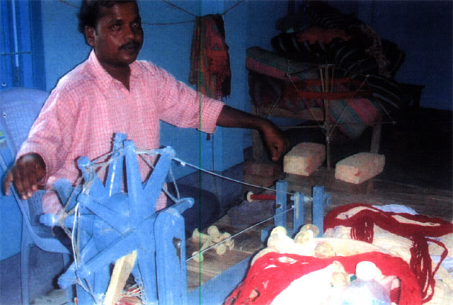 [ID200611-p03.jpg]