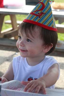 Elmo birthday party - fun ideas, elmo party favors, elmo visors